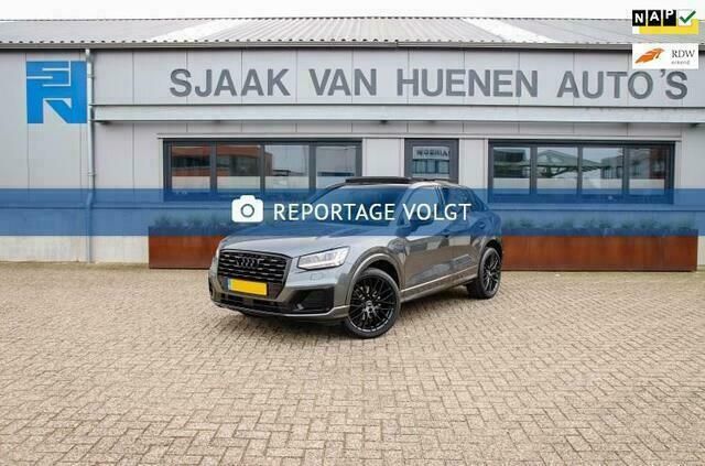 Grijs Gebruikt 2017 Audi Q2 S-Line SUV | € 34.950 - Afbeelding 1/4