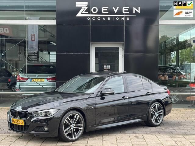 Zwart Gebruikt 2019 BMW 320 Executive Sedan | € 22.995 (Eerlijke prijs) - Afbeelding 1/4