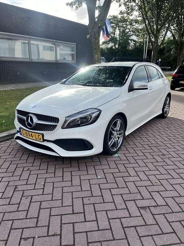 Gebruikt 2016 Mercedes A160 AMG line Sedan | € 12.999 (Goede deal) - Afbeelding 1/4