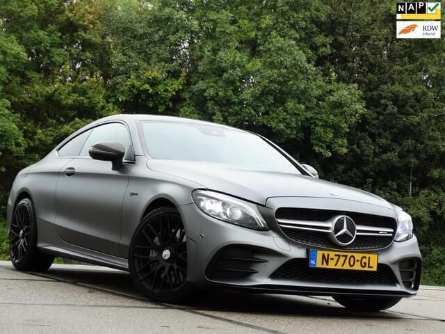 Grijs Gebruikt 2019 Mercedes C43 AMG Premium Plus Coupé | € 44.950 (Eerlijke prijs) - Afbeelding 1/4
