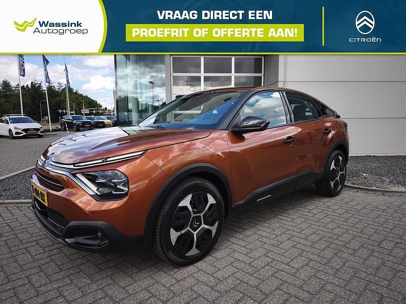 Bruin Occasion 2020 Citroën C4 Feel Hatchback | € 14.890 (Eerlijke prijs) - Afbeelding 1/4