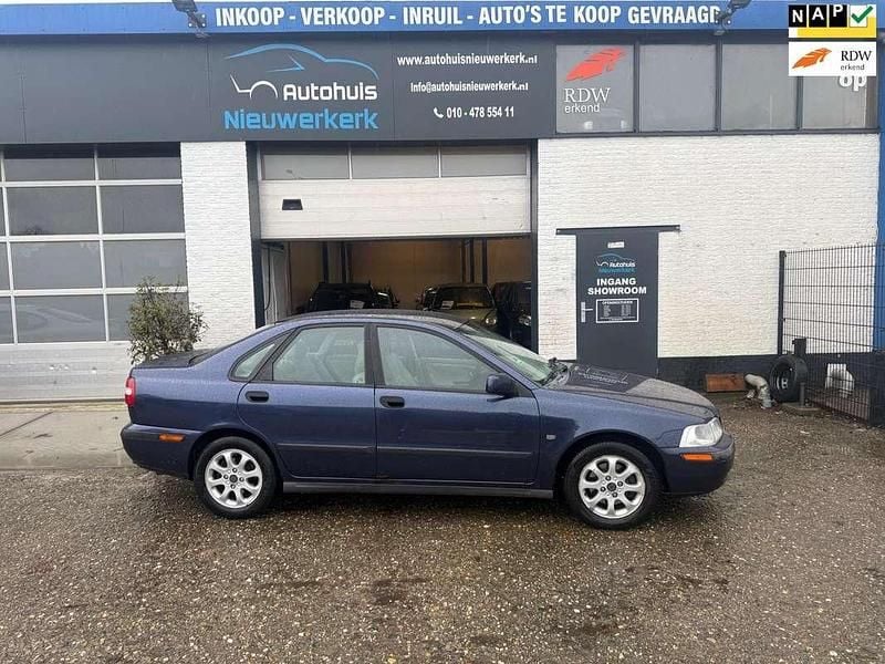 Blauw Occasion 2001 Volvo S40 Sedan | € 1.999 (Goede deal) - Afbeelding 1/4