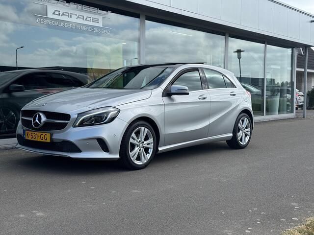 Hatchback Gebruikt 2016 Mercedes A180 Urban Hatchback | € 15.750 (Eerlijke prijs) - Afbeelding 1/4