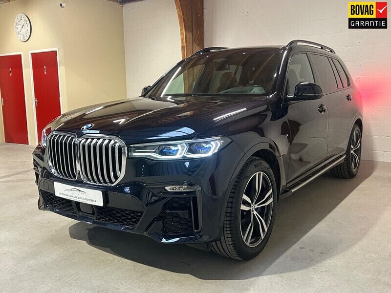 Zwart Gebruikt 2020 BMW X7 M Sport SUV | € 64.995 - Afbeelding 1/4