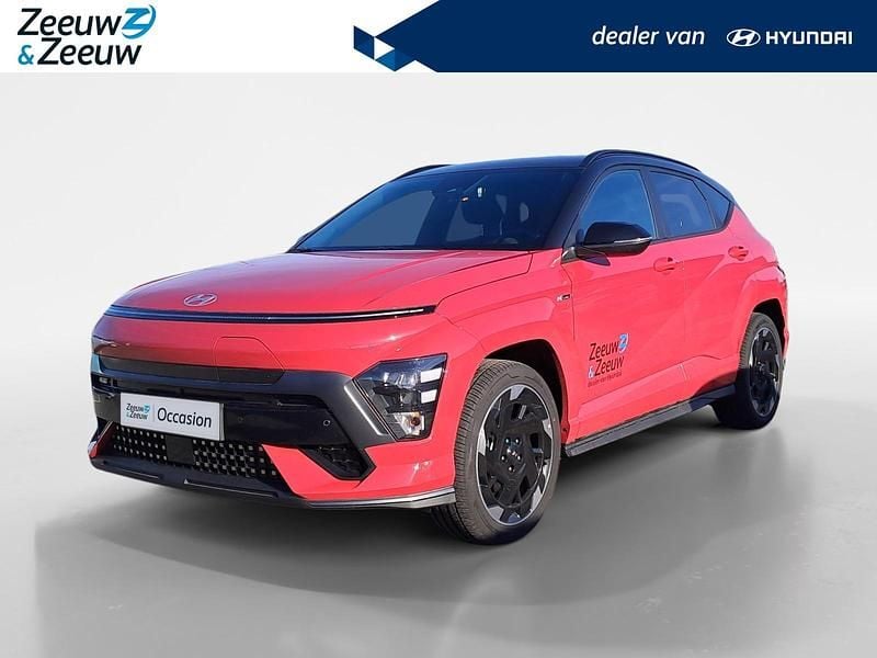 Engine red (jhr) Occasion 2025 Hyundai Kona N Line SUV | € 35.950 (Super prijs) - Afbeelding 1/4