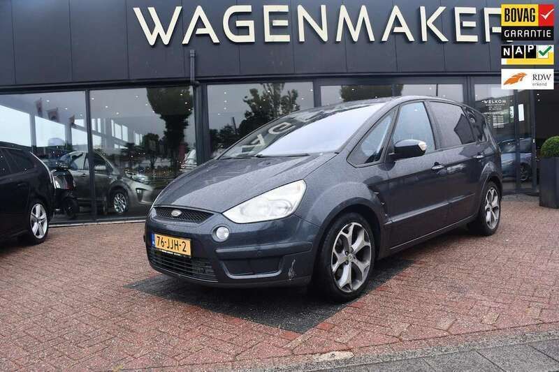 Grijs Gebruikt 2009 Ford S-MAX S MPV | € 2.750 (Iets duurder) - Afbeelding 1/4