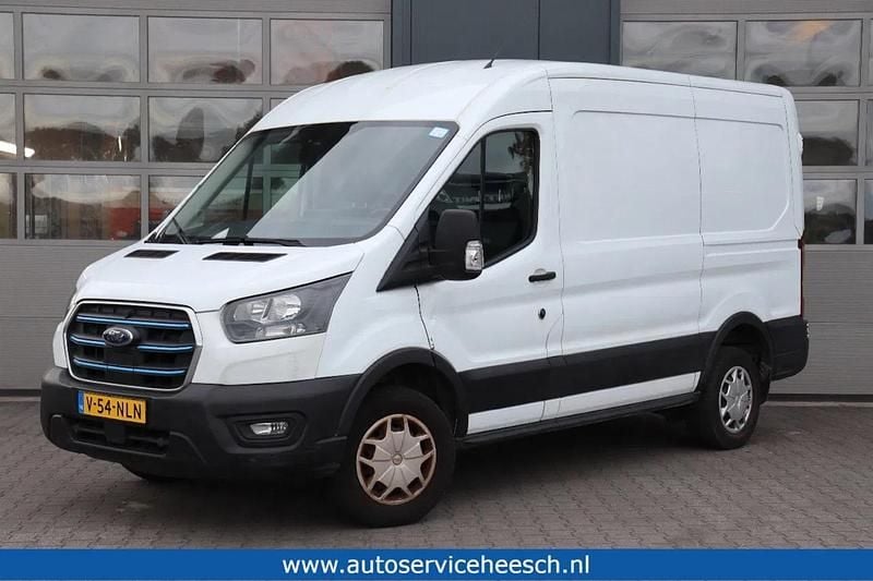 Wit Gebruikt 2023 Ford E-Transit Van | € 19.500 (Goede deal) - Afbeelding 1/4