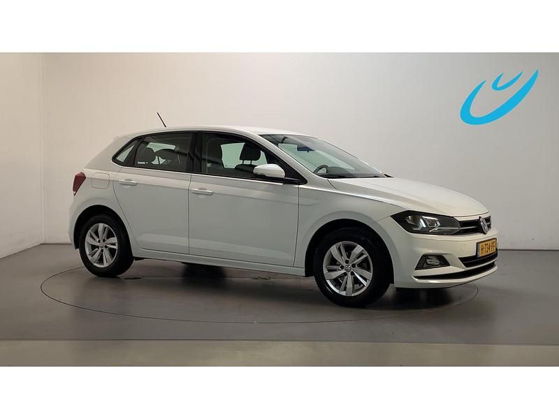 Wit Gebruikt 2020 VW Polo Comfortline Hatchback | € 12.250 (Goede deal) - Afbeelding 1/3