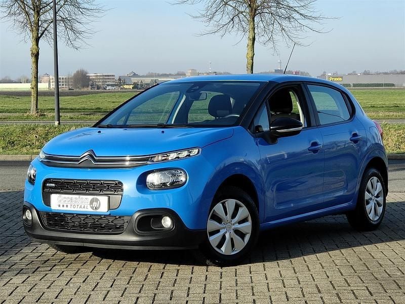 Blauw Occasion 2017 Citroën C3 Feel Hatchback | € 8.950 (Duur) - Afbeelding 1/4