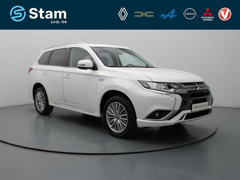 Occasion Mitsubishi Outlander Intense+ 224 PK (164 kW) 2021 Wit SUV