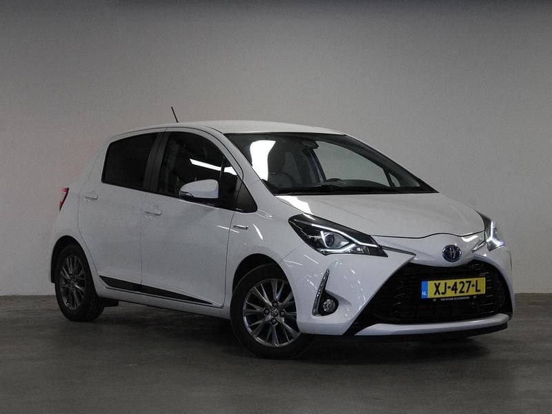 Occasion Toyota Yaris Executive 101 PK (74 kW) 2018 Wit Hatchback