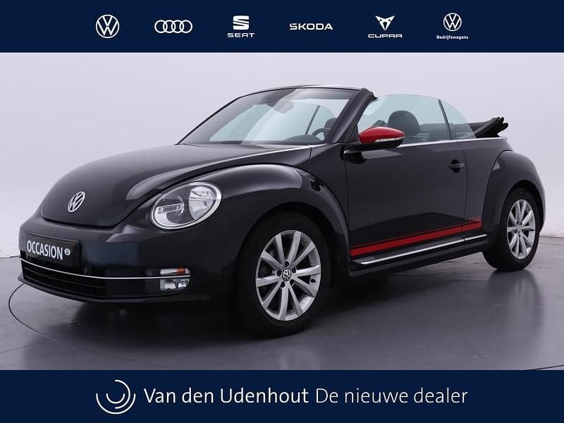 Deepblack pearl Gebruikt 2015 VW Beetle CLUB Cabriolet | € 18.950 (Eerlijke prijs) - Afbeelding 1/3