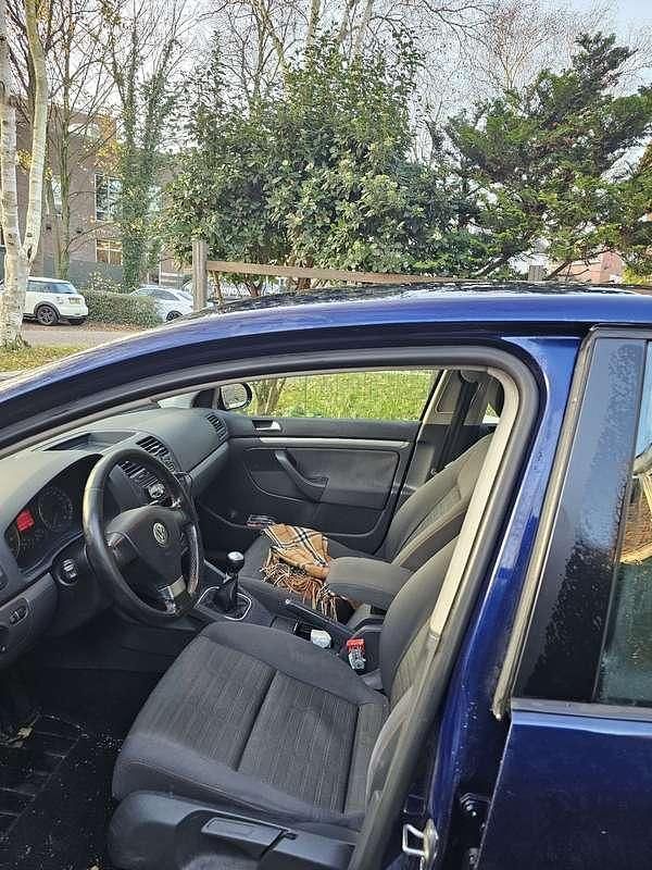 Blauw Gebruikt 2006 VW Golf V Hatchback | € 1.150 (Eerlijke prijs) - Afbeelding 1/4