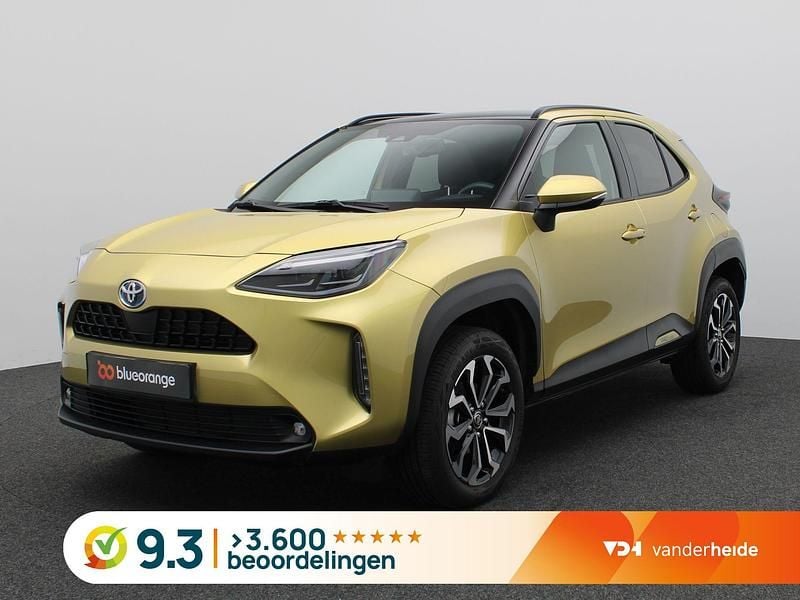 Geel Gebruikt 2024 Toyota Yaris Cross X-plore SUV | € 29.900 (Duur) - Afbeelding 1/3
