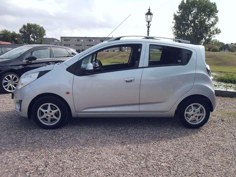 Occasion Chevrolet Spark LS 68 PK (50 kW) 2011 Grijs, metallic lak Hatchback