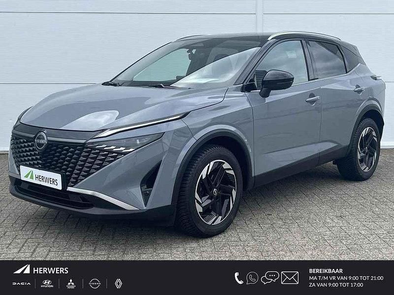 2tone (ceramic grey/black) Gebruikt 2025 Nissan Qashqai N-Connecta SUV | € 34.885 (Goede deal) - Afbeelding 1/4