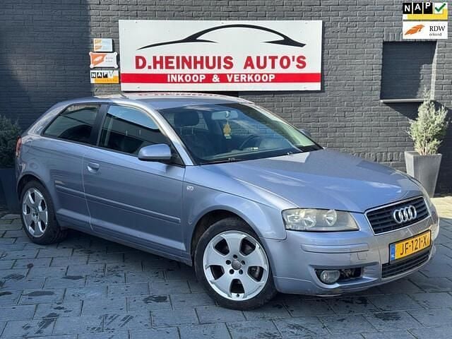Grijs Gebruikt 2003 Audi A3 Ambiente Hatchback | € 750 (Super prijs) - Afbeelding 1/4