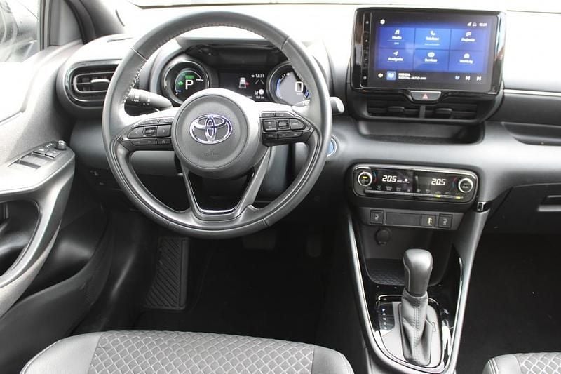 Occasion Toyota Yaris Hybrid Executive 2022 Wit Hatchback