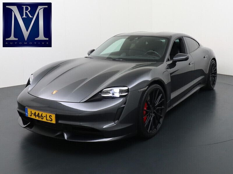 Grijs Gebruikt 2020 Porsche Taycan Turbo Sport Sedan | € 75.899 - Afbeelding 1/4