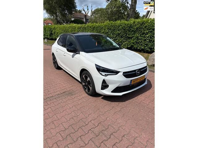 Wit Gebruikt 2023 Opel Corsa Hatchback | € 18.950 (Eerlijke prijs) - Afbeelding 1/4