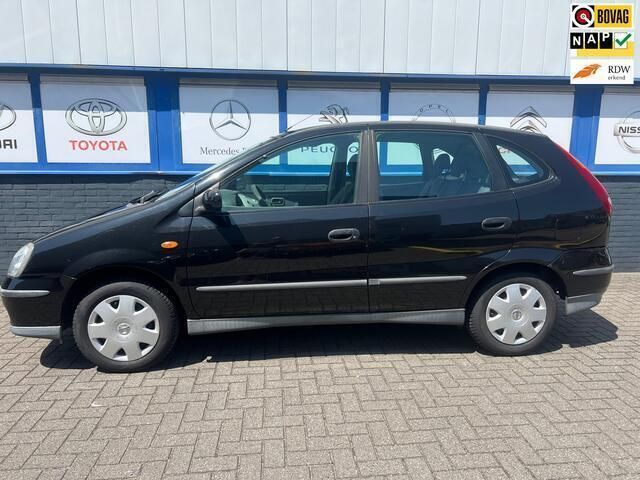 Zwart Gebruikt 2005 Nissan Almera Tino Visia MPV | € 1.750 (Eerlijke prijs) - Afbeelding 1/4
