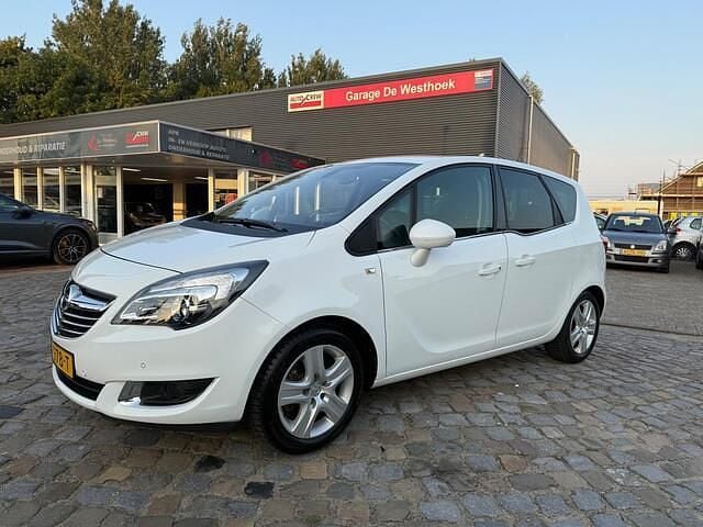 Wit Gebruikt 2016 Opel Meriva MPV | € 9.950 (Eerlijke prijs) - Afbeelding 1/4