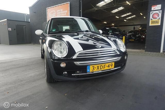 Occasion Mini Cooper Pepper 116 PK (85 kW) 2004 Zwart Hatchback