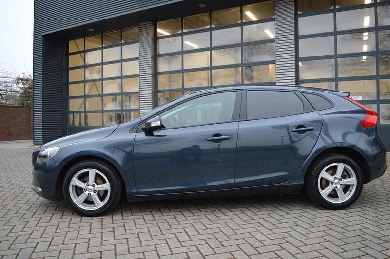 Occasion Volvo V40 Inscription 2020 Blauw Hatchback
