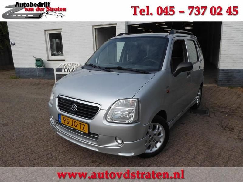 Grijs Gebruikt 2002 Suzuki Wagon R+ Stationwagen | € 1.950 (Duur) - Afbeelding 1/4