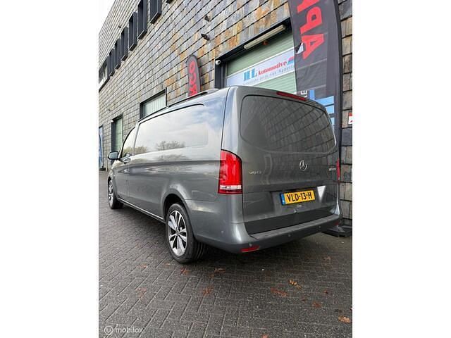 Occasion Mercedes Vito 163 PK (119 kW) 2021 Grijs (metallic) Van