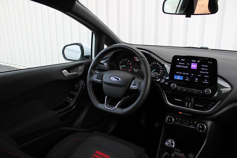 Occasion Ford Fiesta ST-Line 125 PK (91 kW) 2023 Wit Hatchback