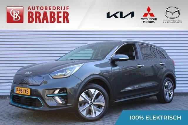 Grijs, metallic lak Gebruikt 2022 Kia e-Niro SUV | € 29.900 (Eerlijke prijs) - Afbeelding 1/4