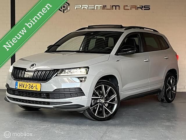 Grijs Gebruikt 2020 Skoda Karoq SportLine SUV | € 30.940 (Iets duurder) - Afbeelding 1/4