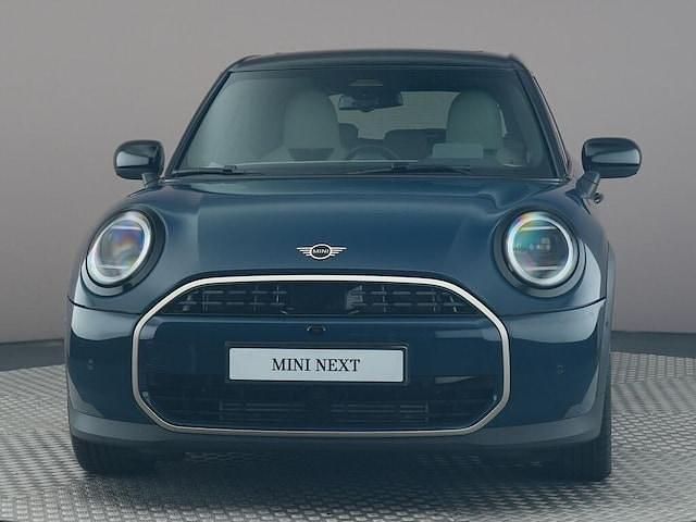 Occasion Mini Cooper Favoured 114 kW (156 PK) 2025 Blauw Hatchback