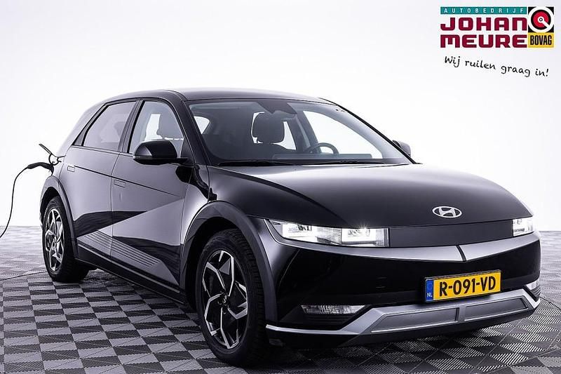 Zwart Gebruikt 2022 Hyundai Ioniq 5 Style SUV | € 29.990 (Super prijs) - Afbeelding 1/4
