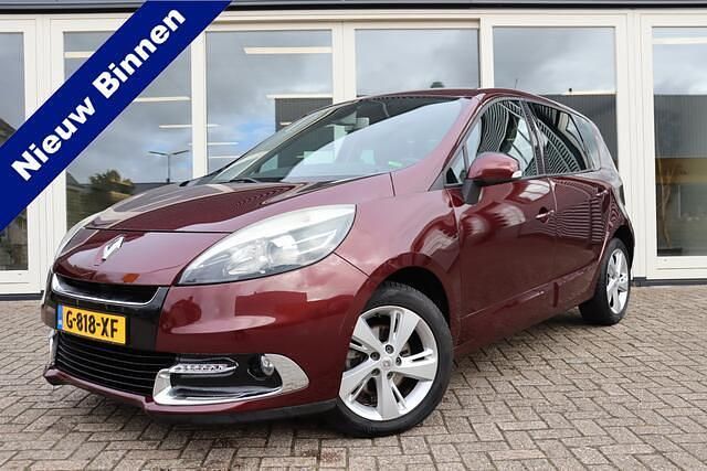 Rood Gebruikt 2012 Renault Scénic III Bose Edition MPV | € 9.999 (Iets duurder) - Afbeelding 1/4