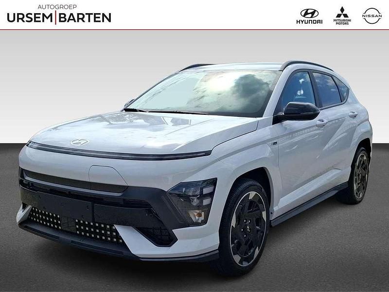 Wit Nieuw 2025 Hyundai Kona N Line SUV | € 36.230 (Super prijs) - Afbeelding 1/4