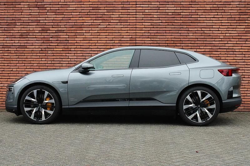 Nieuw Polestar 4 Performance 22 kW (30 PK) 2026 Grijs SUV