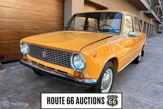 Geel Gebruikt 1983 Lada 1200 Sedan | € 2.950 - Afbeelding 1/4
