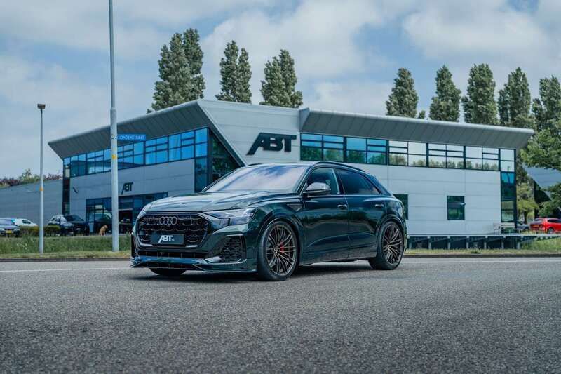 Groen Gebruikt 2025 Audi Q8 Competition SUV | € 169.950 - Afbeelding 1/4