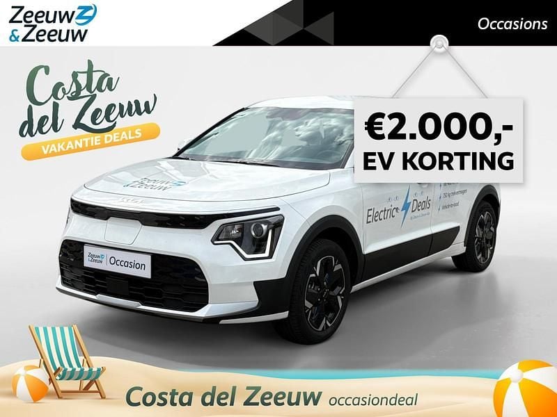 Snow white pearl Gebruikt 2024 Kia e-Niro Light SUV | € 29.495 (Super prijs) - Afbeelding 1/4