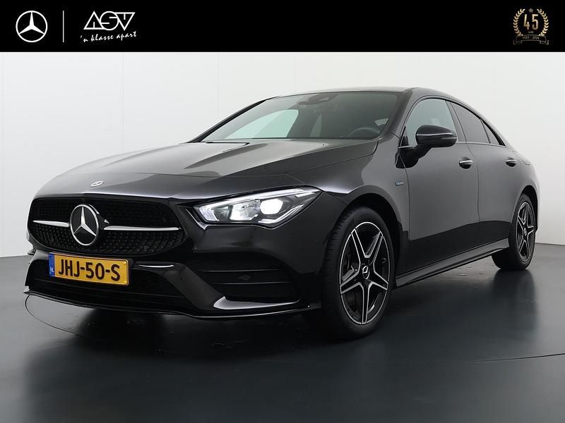 Occasion Mercedes CLA250 Business 218 PK (160 kW) 2021 Zwart Sedan