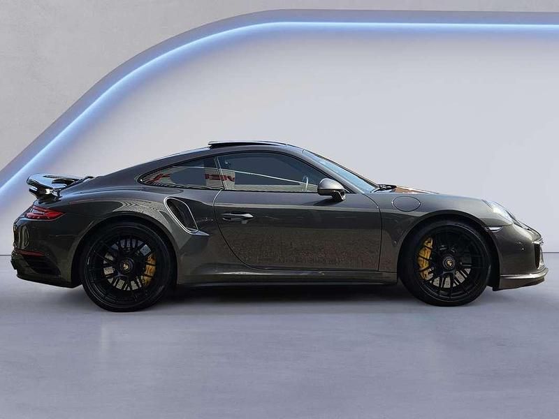 Occasion Porsche 991 560 PK (411 kW) 2016 Grijs, metallic lak Coupé