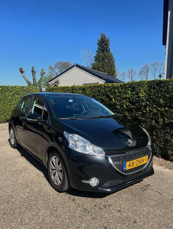 Occasion Peugeot 208 Envy 82 PK (60 kW) 2013 Zwart Hatchback