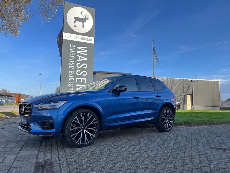 Blauw (metallic) Gebruikt 2020 Volvo XC60 R-Design SUV | € 42.500 (Goede deal) - Afbeelding 1/4