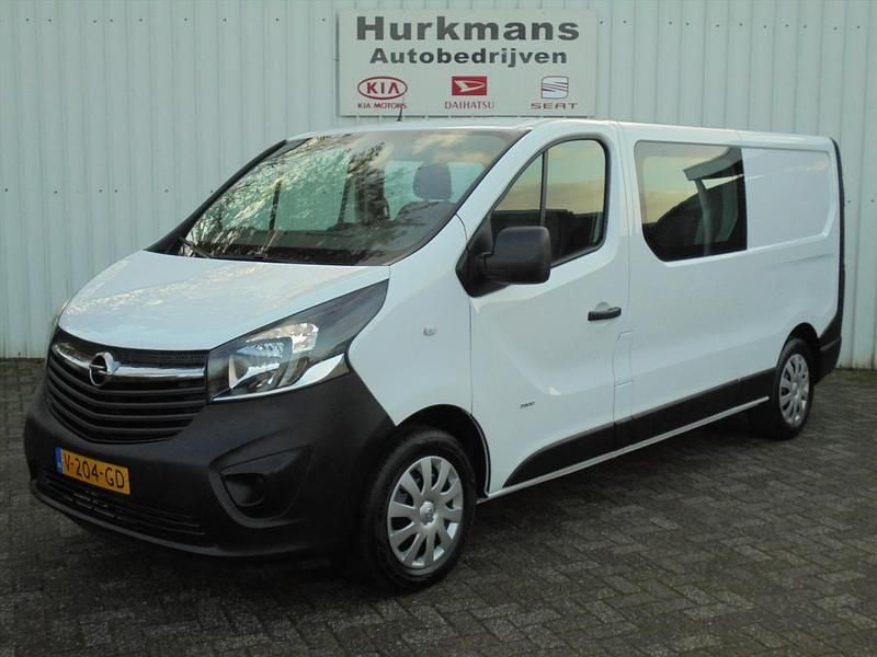 Wit Occasion 2017 Opel Vivaro MPV | € 15.800 - Afbeelding 1/4