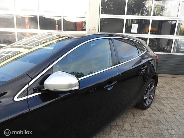 Occasion Volvo V40 R-Design 150 PK (110 kW) 2013 Zwart Stationwagen