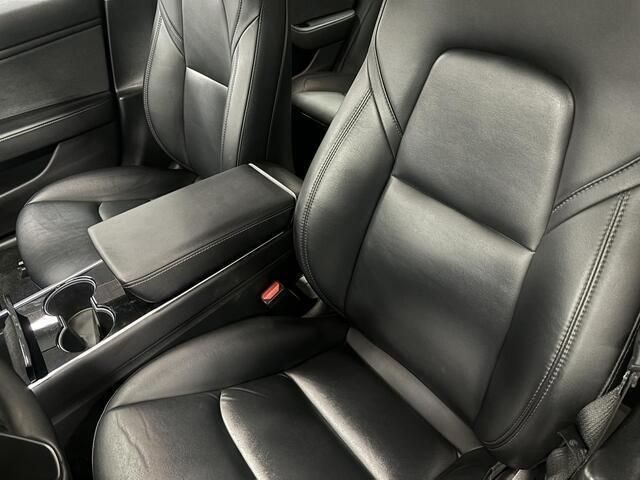 Occasion Tesla Model 3 Standard Range 239 kW (325 PK) 2019 Zwart Sedan