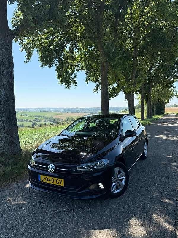 Zwart Gebruikt 2018 VW Polo Beats Hatchback | € 7.250 (Eerlijke prijs) - Afbeelding 1/4