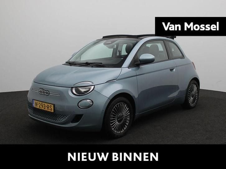 Blauw Occasion 2021 Fiat 500e Icon Cabriolet | € 16.940 (Goede deal) - Afbeelding 1/3